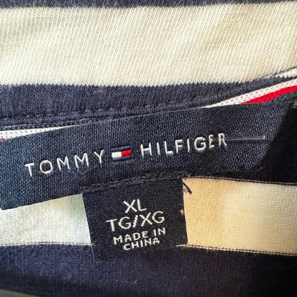 Tommy Hilfiger Black and White Casual Raglan Mini Dress - Picture 2 of 4